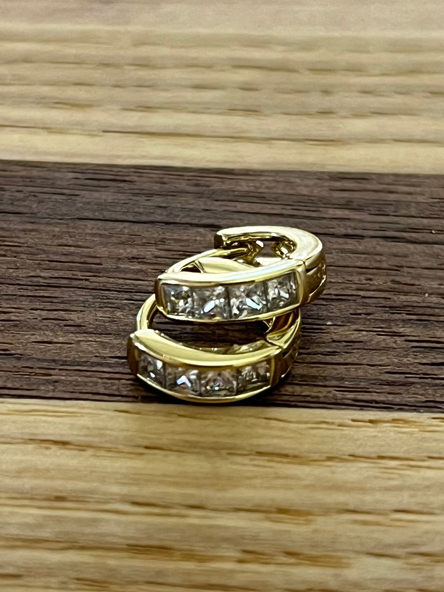 Royal Mini Huggie