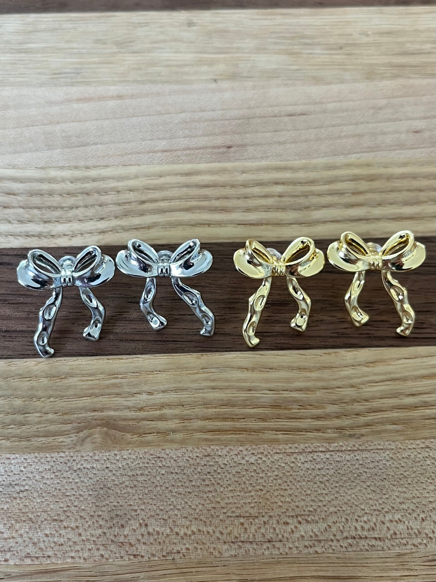 Textured Bow Stud