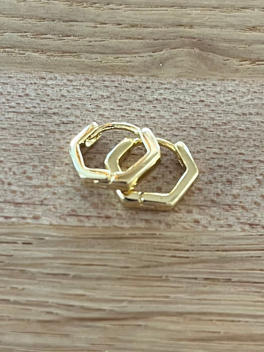 Tiny Hexagon Huggie