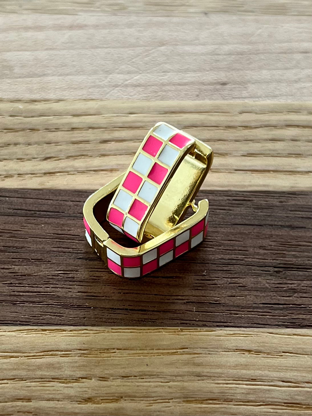 Rectangular Checkered Enamel Huggie